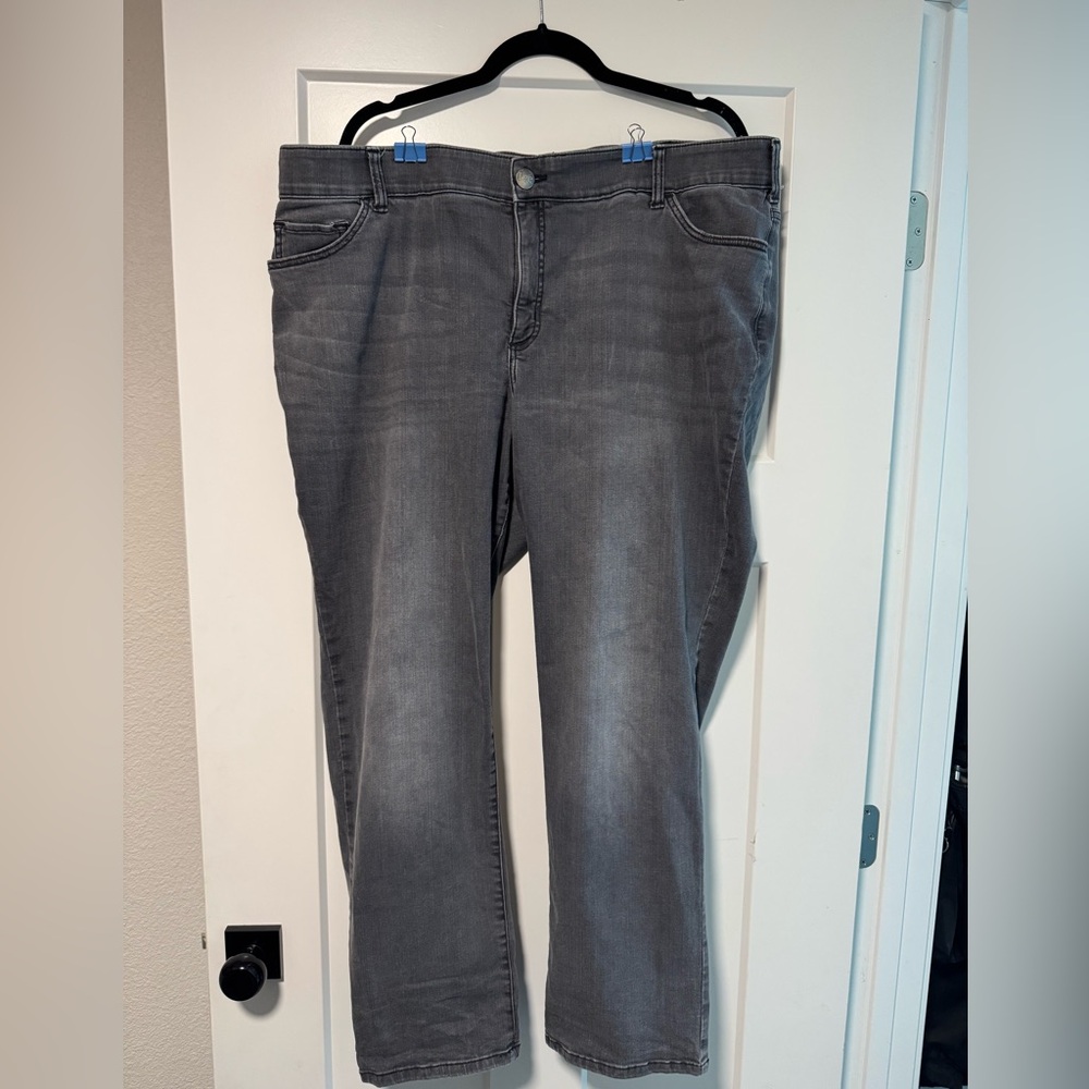 Lee Plus Size Flex Motion Straight Leg Jeans